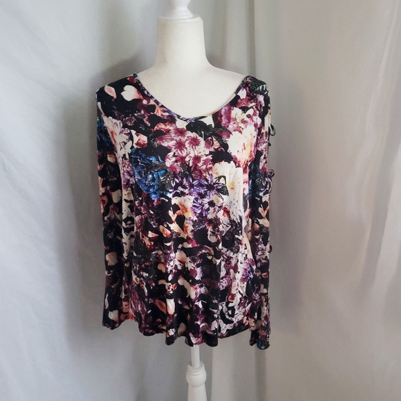 Cupio Women's Floral Print tie bell sleeves unique top fun bright Viscose soft - Picture 7 of 8